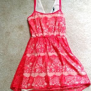 Collective Concepts Size XS Coral Lace Dress